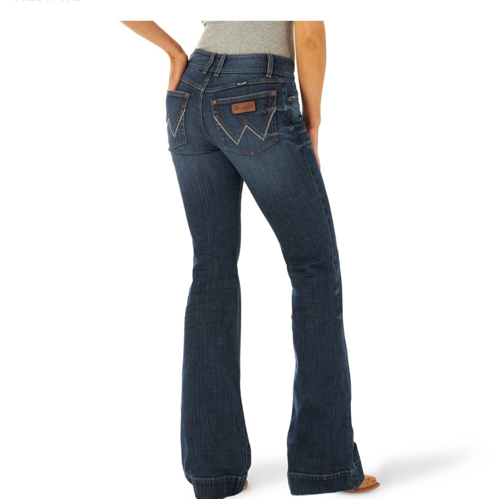 Wrangler Women's Flare Jeans - Dark Blue